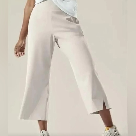 Athleta Pants - Athleta Cosmic Crop Pants